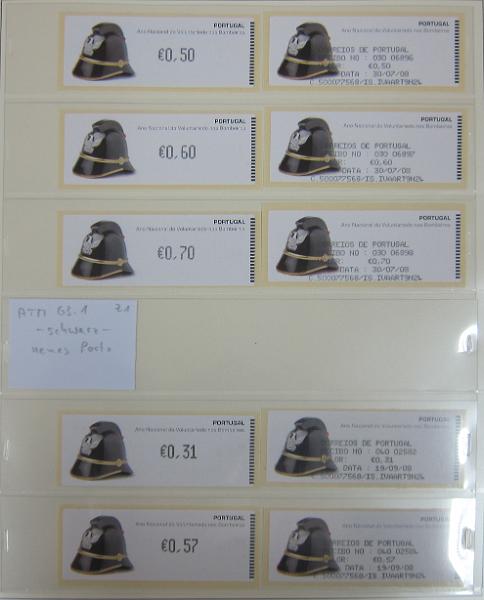 0265 (278).jpg -     Lote:    265      Colecção Especializada - Etiquetas      Lotes Especiais       Descrição:      1981/2010 &mdash; Etiquetas.   Coleção composta por 12 álbuns com etiquetas desde percursoras e Framas até 2010, com provas, erros, FDC's, etiquetas novas e usadas, sobrescritos circulados, variedades de impressão e papéis. Importante estudo. Lote a ver.        Lote ETQ       Valor Base:     &euro; 3000,00     Valor Venda:     &euro;      